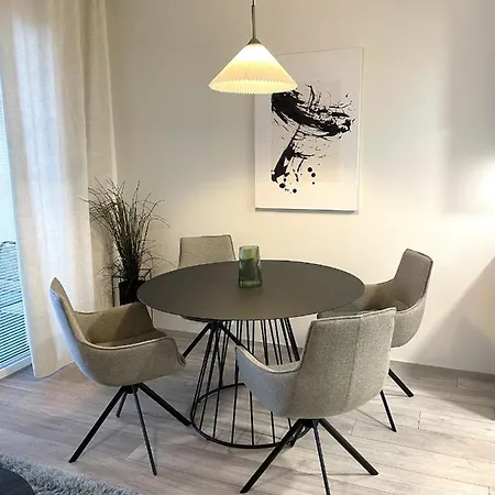 Valoisa Kaksio Jaervinaekoealoin * Tampere